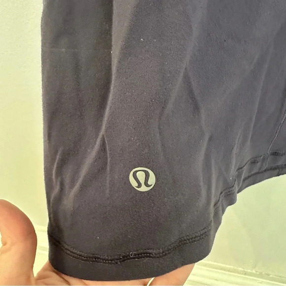 Lululemon Exquisite Tank in Nightfall Women’s Purple Strappy Ventilated Top GUC - Picture 5 of 7